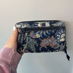 Vera bradly wallet